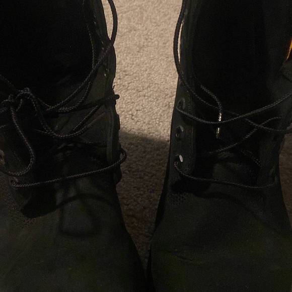 Timberland Suede black boots! main image 11